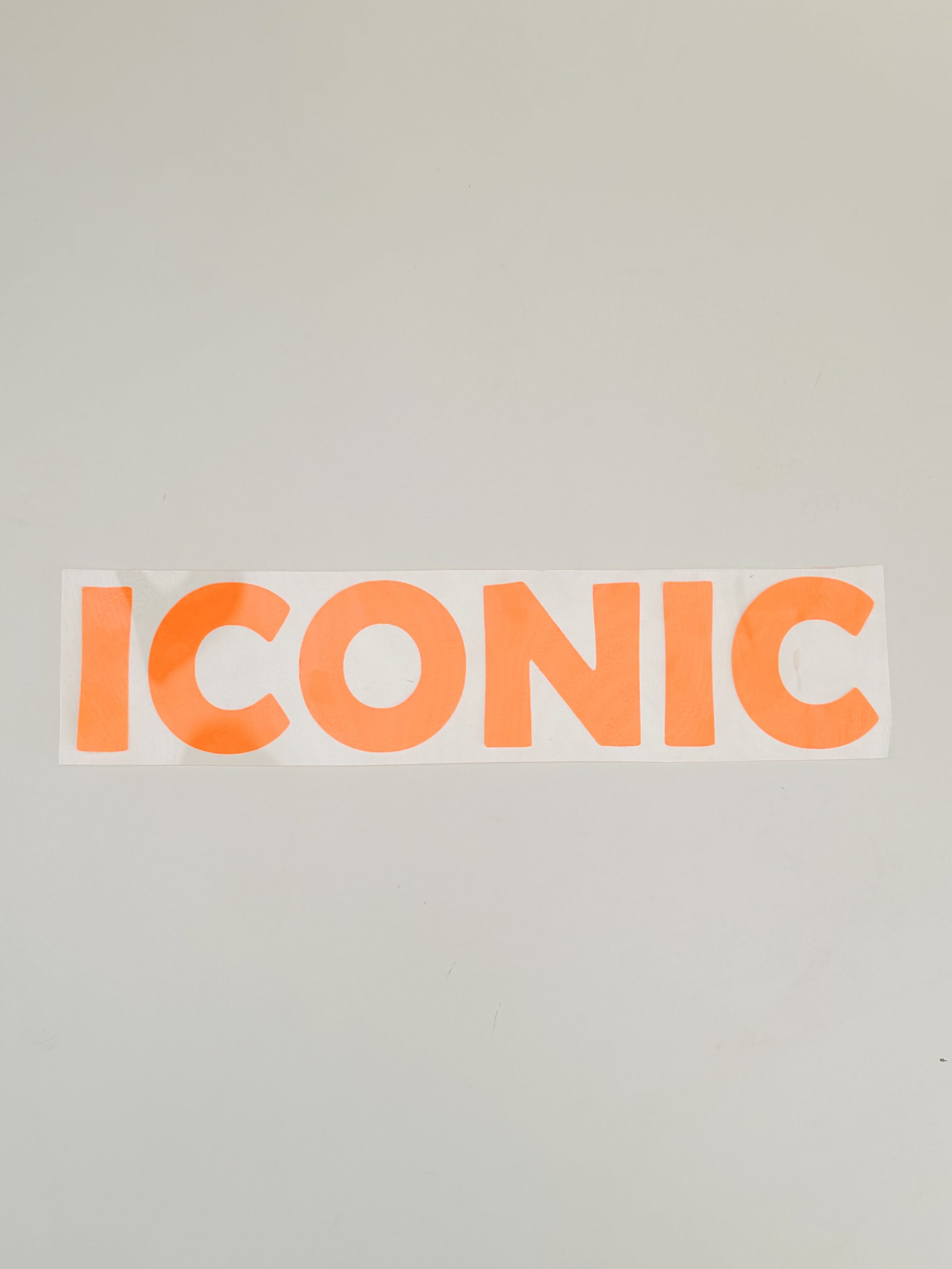 Iconic orange fluo